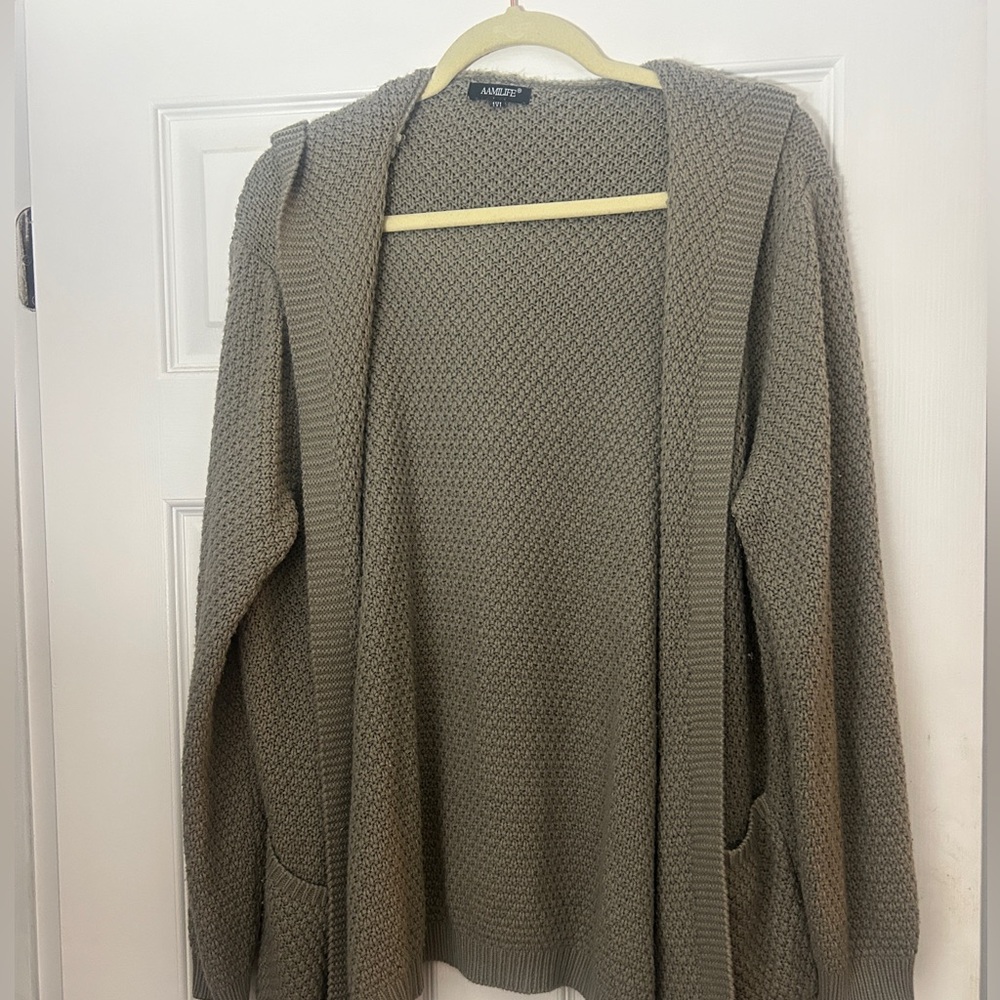 Woman’s gray cardigan